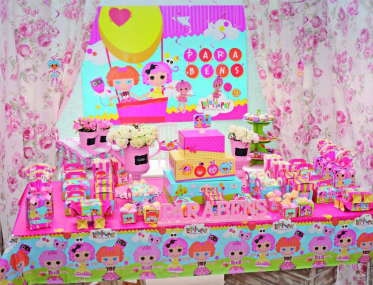 mesa decorada linha Lalaloopsy Cromus