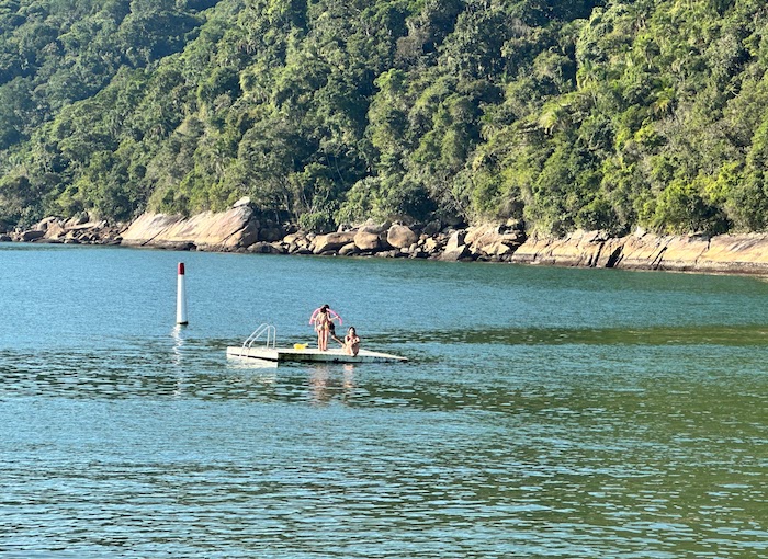 flutuante ilha das palmas