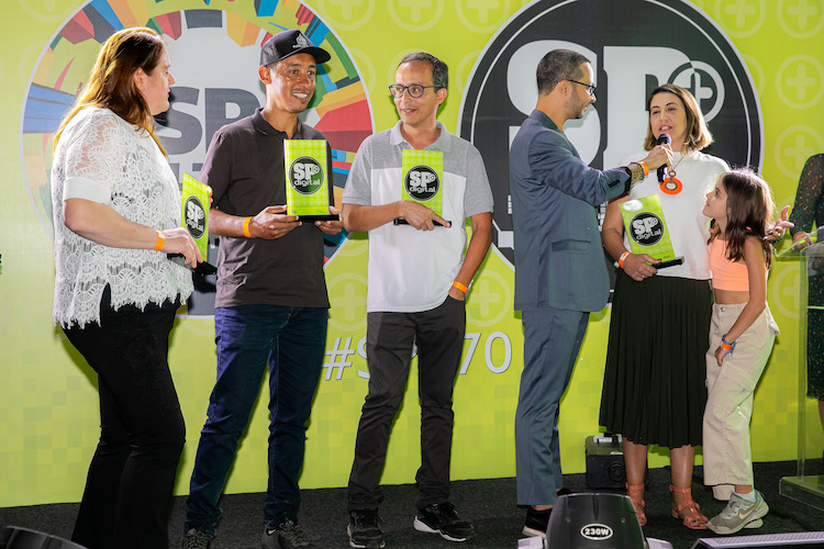 Prêmio SP+Digital – São Paulo 09.07.2023 – Roda Ryco no Parque Vila Lobos. SP+Digital: a cidade de São Paulo reconhece o trabalho dos influenciadores digitais. Os premiados receberam o troféu SP+Digital das mãos do Prefeito de São Paulo Ricardo Nunes, do Presidente da SPTuris Gustavo Pires e do Diretor de Operações da Roda Ryco Marcelo Mugnaini. A premiação foi uma iniciativa da São Paulo Turismo (SPTuris – empresa municipal de eventos e turismo), como forma de reconhecer o trabalho desses profissionais. Fotos: Daniel Deák/SPTuris.